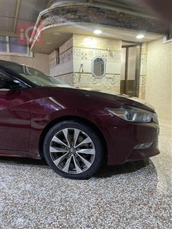 نيسان ماكسيما